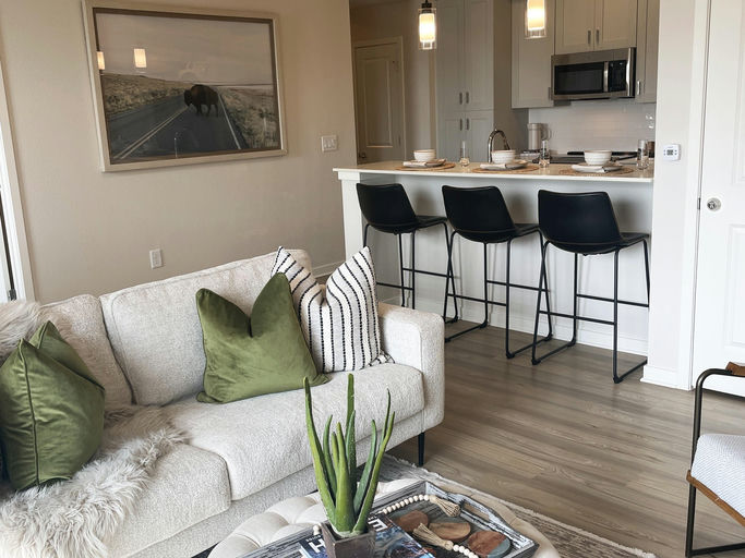 Live Big in Brighton – Modern 2 Bed Apartment with Mountain Views — apartment interior