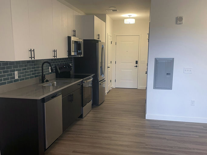 Modern Vibes in Olde Towne Arvada - Studio — apartment interior